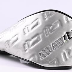 Taylormade Qi35 Driver / 10.5 Degree / X-Flex HZRDUS Gen5 Black 60 Shaft - Image 9