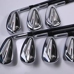 Wilson DYNAPWR Max 2025 Irons / 5-PW+GW / Senior Flex UST Recoil Dart 65 Shafts - Image 2