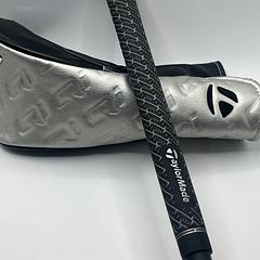 Taylormade Qi35 Tour #5 Wood / 18 Degree / X Flex / Kai'li Blue Dark Waves - Image 3