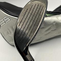 Taylormade Qi35 Tour #5 Wood / 18 Degree / Reg Flex / Kai'li Blue Dark Waves - Image 2