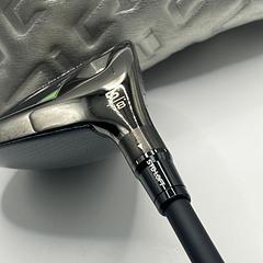 Taylormade Qi35 Tour #5 Wood / 18 Degree / Reg Flex / Kai'li Blue Dark Waves - Image 9