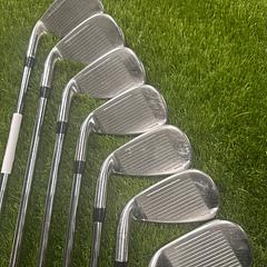 Cobra Fly XL 5-SW Irons - Image 3