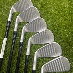 TaylorMade P790 5-PW Irons - Image 3