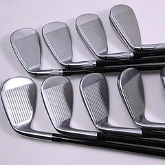 Taylormade Qi Irons / 5-PW+AW+SW+LW / Regular Flex Ventus TR Blue 6 Shafts - Image 3