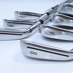Taylormade Qi Irons / 5-PW+SW / Regular Flex KBS MAX MT 85 Shafts - Image 4