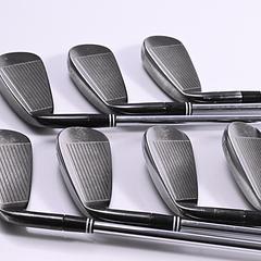Cleveland CG16 Black Pearl Irons / 4-PW / Regular Flex Traction 85 Shafts - Image 3