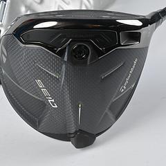 Taylormade Qi35 Driver / 9 Degree / Stiff Flex Kai'li Dark Waves Blue 60 Shaft - Image 2
