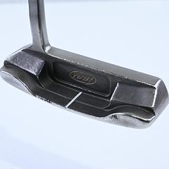 Yes! C-Groove Tracy II Putter / 33 Inch - Image 4