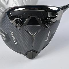 Taylormade Qi35 LS Driver / 10.5 Degree / Regular Flex Fujikura Ventus Blue 5 - Image 2