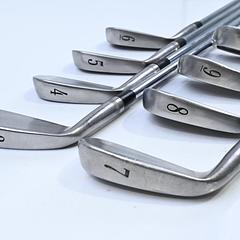 Titleist DCI 990 Irons / 3-PW / Regular Flex Dynamic Gold R300 - Image 4