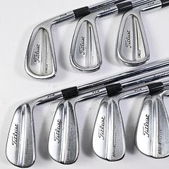 Titleist 714 MB Irons / 4-PW / Stiff Flex Dynamic Gold Shafts - Image 2