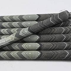 Titleist 714 MB Irons / 4-PW / Stiff Flex Dynamic Gold Shafts - Image 7