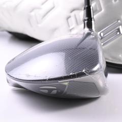 Taylormade Qi35 LS Driver / 10.5 Degree / Stiff Flex Ventus Blue 5 Shaft - Image 3