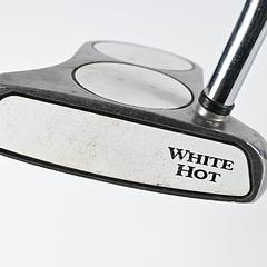Odyssey White Hot 2-Ball Putter / 33 Inch - Image 2
