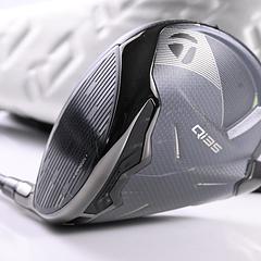 Left Hand Taylormade Qi35 Max Driver / 10.5 Degree / Regular Flex Ventus Blue - Image 1