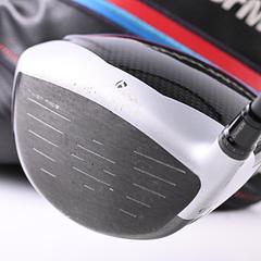Taylormade M4 D-Type Driver / 10.5 Degree / Regular Flex Fujikura Pro 53 Shaft - Image 4
