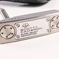 Left Hand Scotty Cameron Super Select Newport 2.5+ Putter / 35 Inch - Image 1