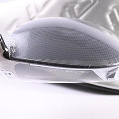 Taylormade Qi35 Max Lite Driver / 10.5 Degree / Regular Flex Vanquish 4 Shaft - Image 5