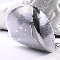 Taylormade Qi35 Max Lite Driver / 10.5 Degree / Regular Flex Vanquish 4 Shaft - Image 1