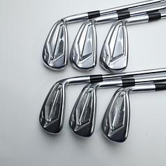 Used Mizuno JPX 919 Hot Metal Iron Set / 5 - PW / Regular Flex - Image 1