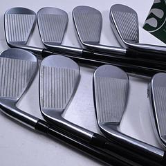 Titleist T150 Irons / 4-PW+GW / Stiff Flex MMT Black 95 Shafts - Image 3