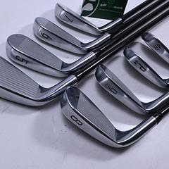 Titleist T150 Irons / 4-PW+GW / Stiff Flex MMT Black 95 Shafts - Image 4