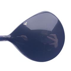 Used Titleist 917 D2 Driver / 10.5 Degrees / Stiff Flex - Image 1