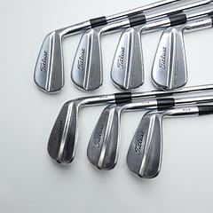 Used Titleist MB 714 Iron Set / 4 - PW / Stiff Flex - Image 1