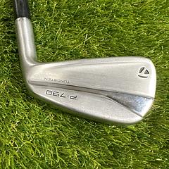 TaylorMade P790 4 Iron - Image 1