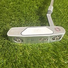 Odyssey White Hot OG 1 35" Putter - Image 1