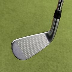 Titleist T150 2023 #4 Iron / 22 Degree / X-Stiff Flex - Image 2