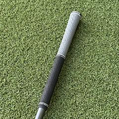 Mizuno ST-X 220 Golf Driver / 10.5 Degree / Senior Flex - Image 6