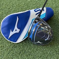 Mizuno ST-MAX 230 Golf Driver / 10.5 Degree / Regular Flex - Image 6