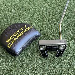 Scotty Cameron Phantom 5 Putter / 34 Inch - Image 1
