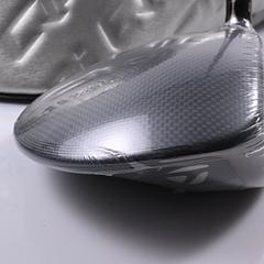 Taylormade Qi35 Driver / 10.5 Degree / Regular Flex AirSpeeder 50 Shaft - Image 3