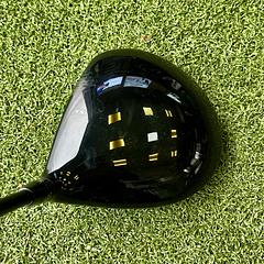 Titleist TSi1 Golf Driver / 10 Degree / Senor Flex - Image 2