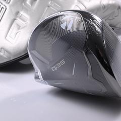 Taylormade Qi35 Max Lite Driver / 10.5 Degree / Regular Flex Vanquish 4 Shaft - Image 1