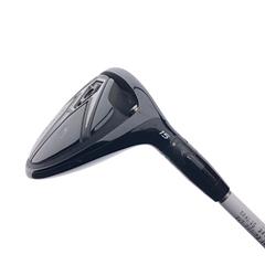 Used Titleist 915 F 3 Fairway Wood / 15 Degrees / Regular Flex - Image 3