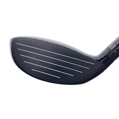 Used Titleist 915 F 3 Fairway Wood / 15 Degrees / Regular Flex - Image 4