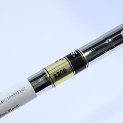 Titleist 712U #2 Iron / 18 Degree / Stiff Flex Dynamic Gold S300 Shaft - Image 4