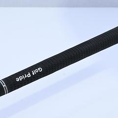 Titleist 712U #2 Iron / 18 Degree / Stiff Flex Dynamic Gold S300 Shaft - Image 6