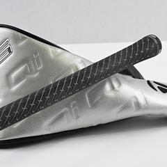 Taylormade Qi35 Driver / 10.5 Degree / Regular Flex Fujikura Ventus Blue 5 Shaft - Image 8