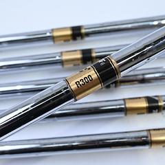 Titleist DCI 990 Irons / 3-9 / Regular Flex Dynamic Gold R300 Shafts - Image 5
