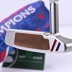 Scotty Cameron 2023 Champions Choice Button Back Putter / 32.5 Inch - Image 2