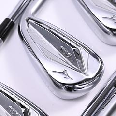 Mizuno JPX 923 Hot Metal Irons / 4-PW+GW+SW / X-Flex KBS Tour Shafts - Image 1