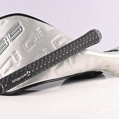 Taylormade Qi35 Max Driver / 10.5 Degree / Regular Flex Fujikura Ventus Blue 5 - Image 8