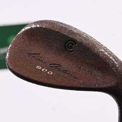 Cleveland Tour Action 900 Sand Wedge / 54 Degree / Wedge Flex Dynamic Gold Shaft - Image 1