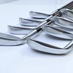 Mizuno JPX 900 Hot Metal Irons / 5-PW+GW+SW / Regular Flex Recoil 95 Shafts - Image 4