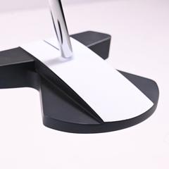 Odyssey Ai-One Square 2 Square Max Stripe Putter / 34 Inch - Image 3