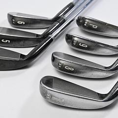 Cleveland CG16 Black Pearl Irons / 4-PW / Regular Flex Traction 85 Shafts - Image 4